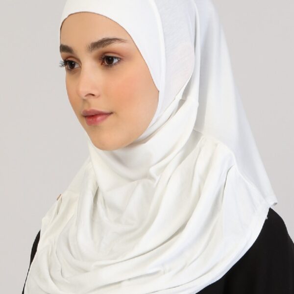 Style 1 – Plain Viscose Instant Hijab Cream #04
