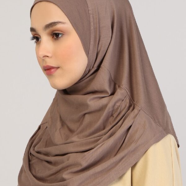 Style 1 – Plain Viscose Instant Hijab Mink #07