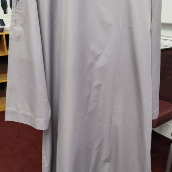 Men Jubba Thobe, Long Sleeve – Small Size